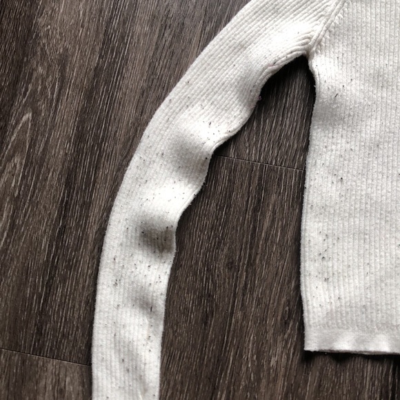 Pull & Bear Turtle Neck Sweater - Picture 2 of 8